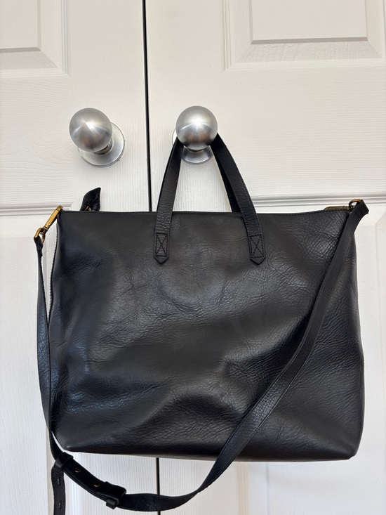 Madewell Handbags - Madewell Black Leather Tote Bag with Crossbody Shoulder Strap